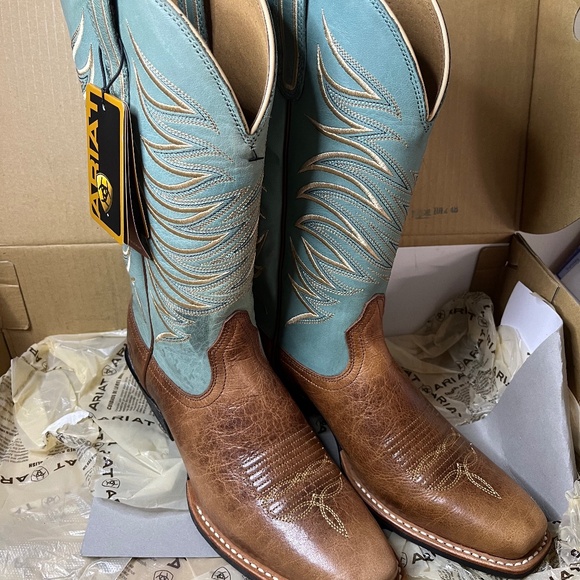 Ariat Legend Legacy Western Cowboy Boot 7 B gingersnap sky Blue Womens NIB - Picture 1 of 16